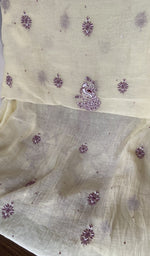 Hem and border of the yellow dupatta
