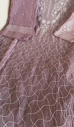 Dusty lilac mul chanderi kurta, close view of the embroidery