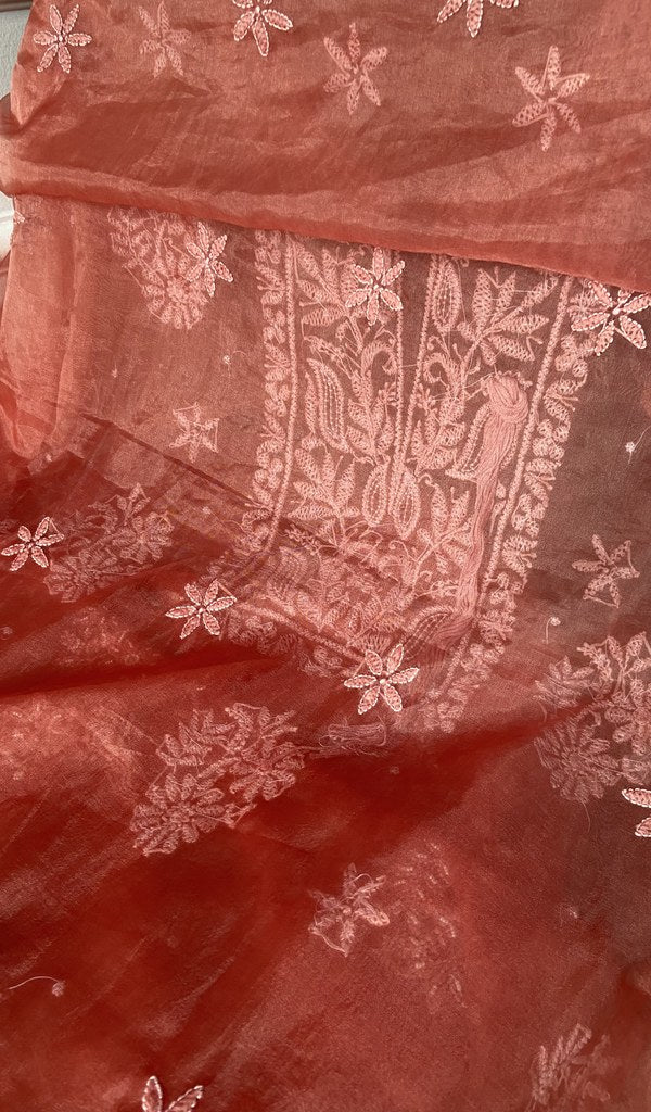 Work across the body of the kurta piece