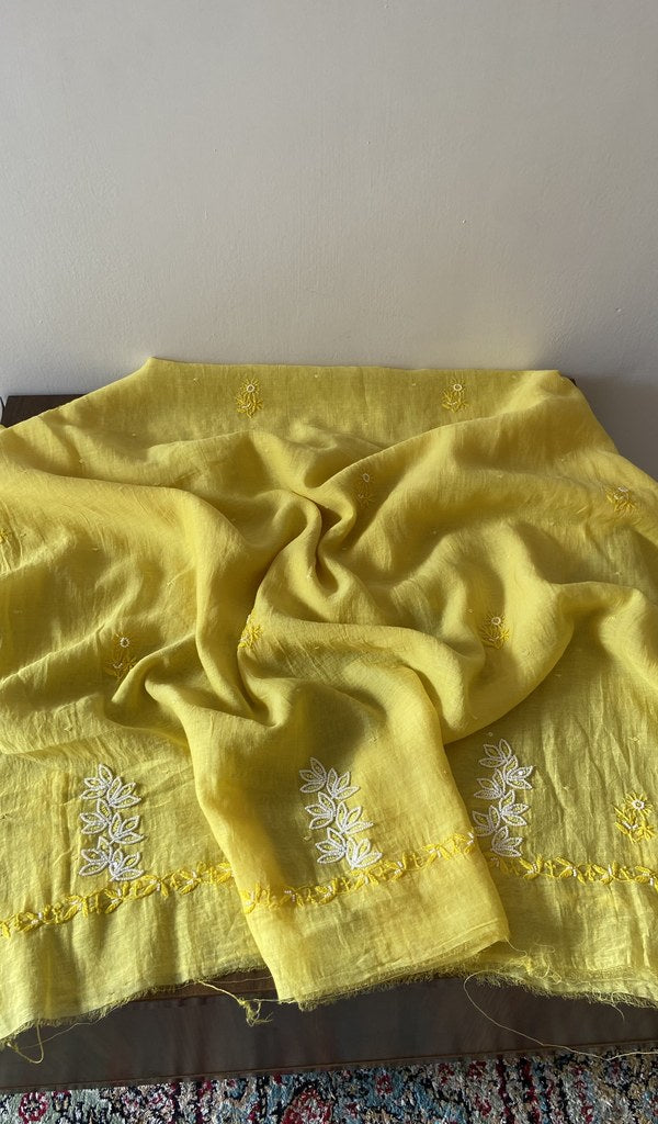 Kurta piece and dupatta laid out