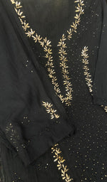 Front panel of the kurta up close