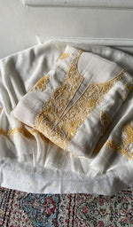 将图像加载到图库查看器中， Set folded, showing the worked gala