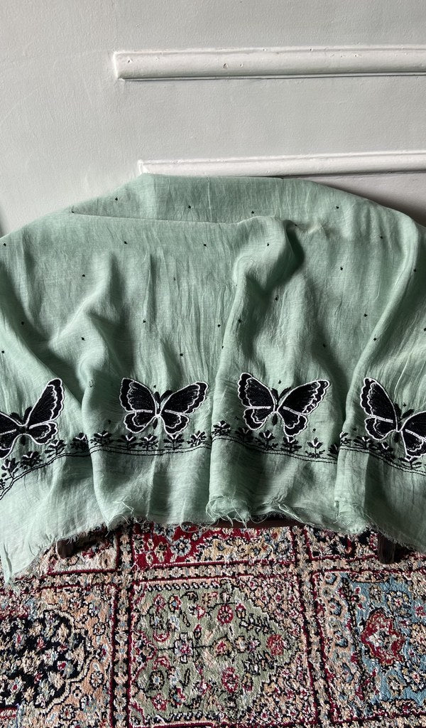 Kurta piece and dupatta laid out