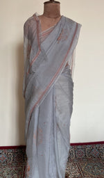 Saree on the mannequin, three quarter view