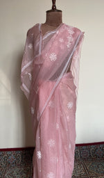 Saree on the mannequin, three quarter view