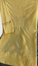Front panel of the kurta up close