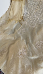 Cream mul chanderi kurta, close view of the embroidery