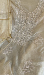 Stitch detail on the cream mul chanderi kurta