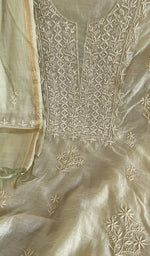 Stitch detail on the pale green mul chanderi kurta