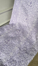 close view of the fine jaaldar chikankari with haath ki jaali