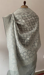 Full drape from the side