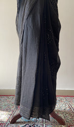 Pallu spread open