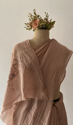 The saree end and its finish