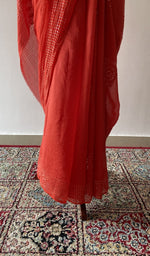 The drape seen from the front