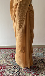 The drape seen from the front