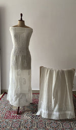 The set on the mannequin with its dupatta beside it