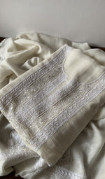 The folded set again, gala and placket in view
