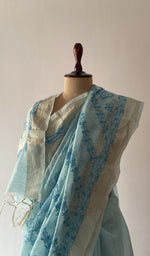 The drape seen from the front