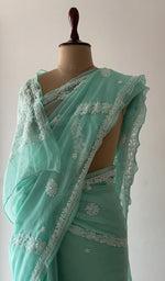 The drape seen from the front