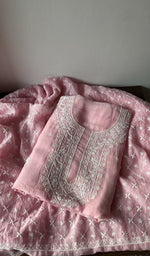 Gala and neckline of the pink kurta
