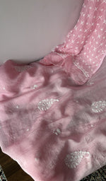 Close look at the fine do taar chikankari on gala and boota of kurta