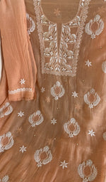 Do taar and teen taar chikankari with haath ki jaali on the peach kurta
