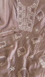 Do taar and teen taar chikankari with haath ki jaali on the mauve kurta