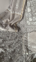Grey pure mul chanderi dupatta with scattered motifs