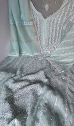 Kurta front laid out with the dupatta over it