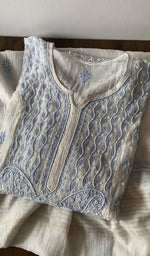 The folded set again, gala and placket in view