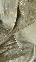 Green pure mul chanderi dupatta with scattered motifs