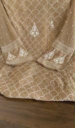 Hem and border of the kurta