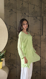 Chikankari work up close