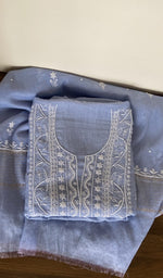 Gala and neckline of the lavender grey kurta