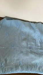 Kurta and dupatta laid out together