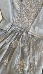 Close look at the neckline and yoke