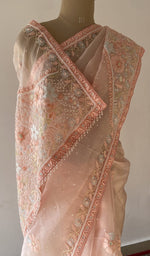 Pallu spread open