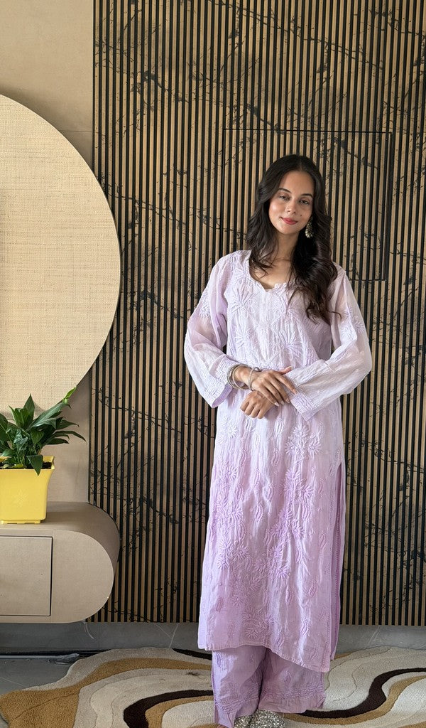 Lavender pure mul chanderi co-ord set on the model