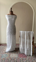 White tissue chanderi set on the mannequin with its dupatta