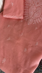 Coral cotton kurta, close view of the embroidery