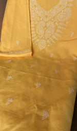 Mustard yellow cotton kurta, close view of the embroidery