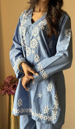 Chikankari work up close