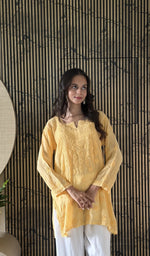 Chikankari work up close