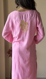 Pink kurti on the model, second look