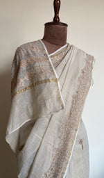 Ivory saree on the mannequin, close view