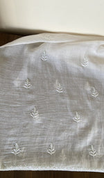 Hem and border of the kurta