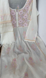 Kurta laid flat with the dupatta, fine chikankari on gathers style