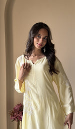 Embroidery detail on the kurti