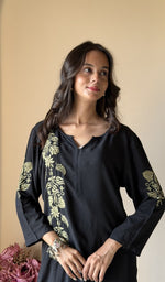 Black kurti, close view