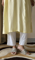 Embroidery detail on the kurti